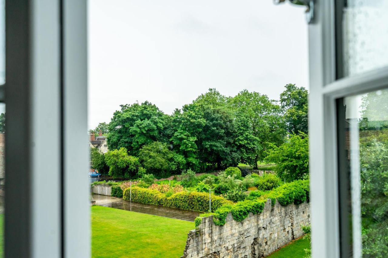 Apartment 11 - Bootham House York Bagian luar foto